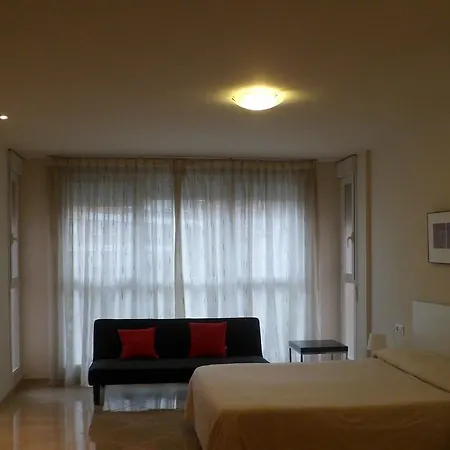 Realrent Jardines De Viveros Apartment Valencia
