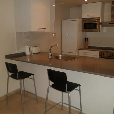 Realrent Jardines De Viveros Apartment