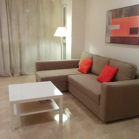 Realrent Jardines De Viveros *