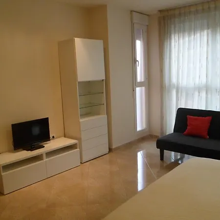Realrent Jardines De Viveros *