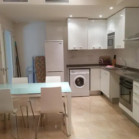 Realrent Jardines De Viveros Apartment *