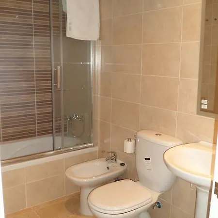 Realrent Jardines De Viveros Apartment *