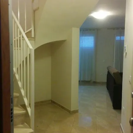 Realrent Jardines De Viveros *