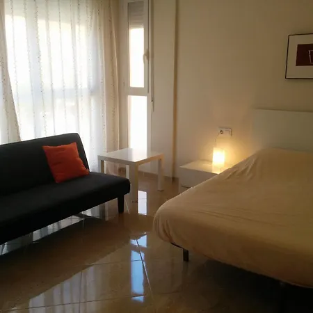 Realrent Jardines De Viveros Apartment